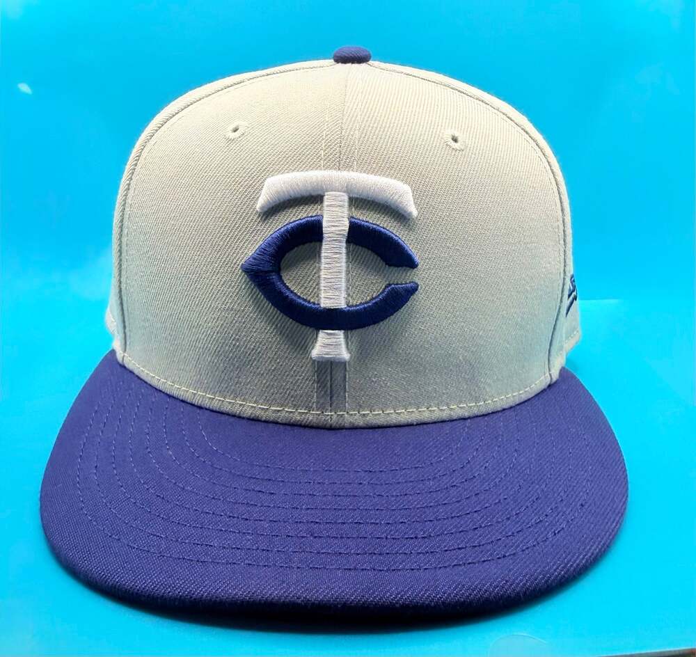 New Era 59FIFTY Minnesota Twins "Two-Tone" Stone/Purple Fitted Hat size 7 3/8